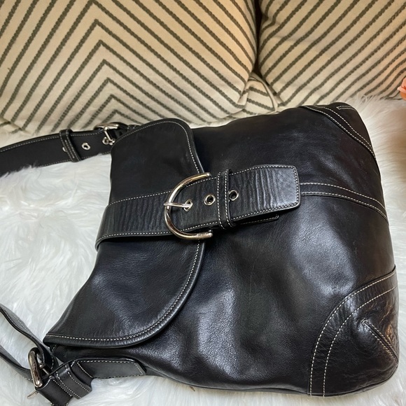 Coach Black Leather Shoulder/ Crossbody Bag - Picture 9 of 16